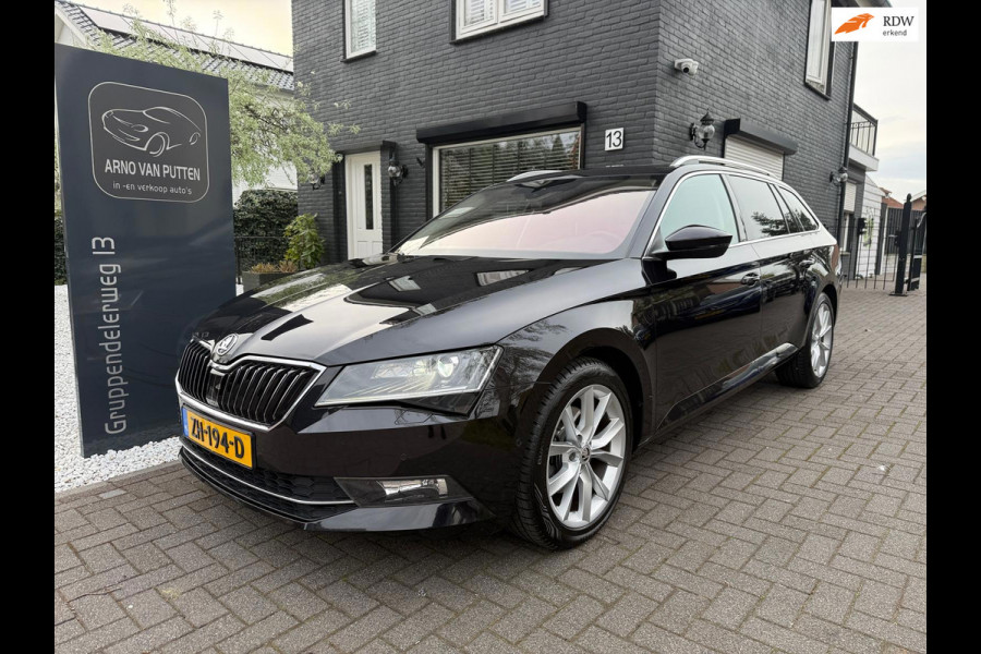 Škoda Superb Combi 1.4 TSI Automaat /Panodak /Camera / Led/ Cruise