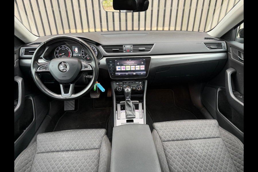 Škoda Superb Combi 1.4 TSI Automaat /Panodak /Camera / Led/ Cruise
