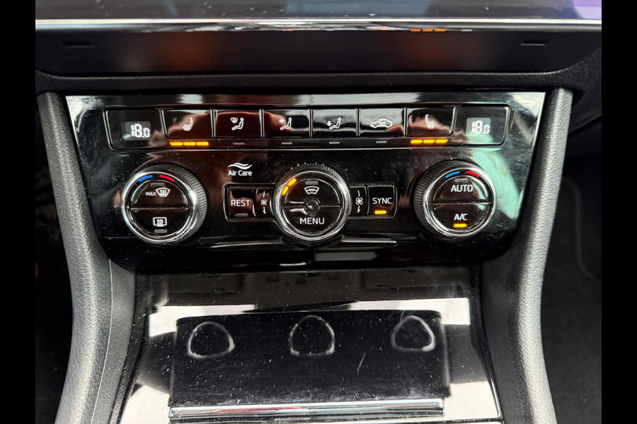 Škoda Superb Combi 1.4 TSI Automaat /Panodak /Camera / Led/ Cruise