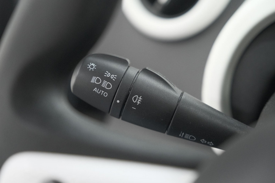 Renault Twingo 1.0 SCe Collection | Cruise Control | Airco | Bluetooth Radio