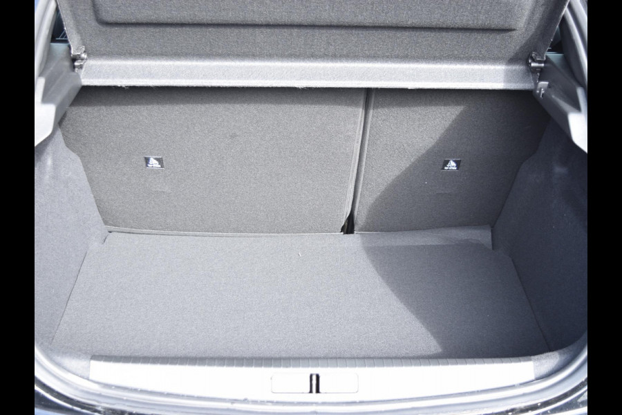 Peugeot 208 1.2 Hybrid 110 e-DCS6 Business NAVIGATIE & CARPLAY | CAMERA MET SENSOREN | E.C.C. |