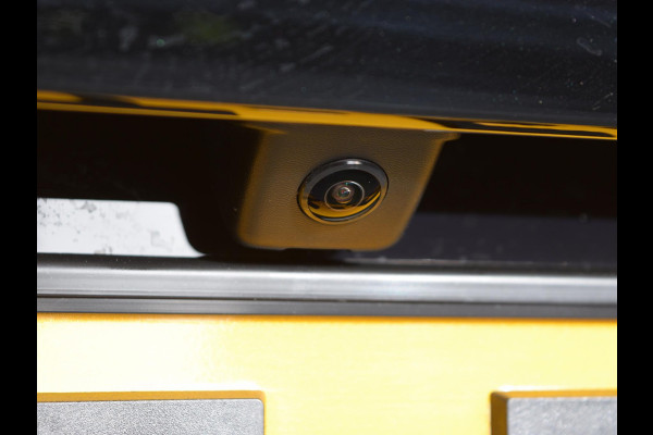 Peugeot 208 1.2 Hybrid 110 e-DCS6 Business NAVIGATIE & CARPLAY | CAMERA MET SENSOREN | E.C.C. |