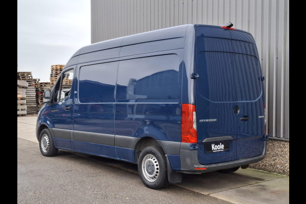 Mercedes-Benz Sprinter 311 2.2 CDI L2H1 / AIRCO / CAMERA / 3 ZITS / DEALER ONDERHOUDEN / NAVI