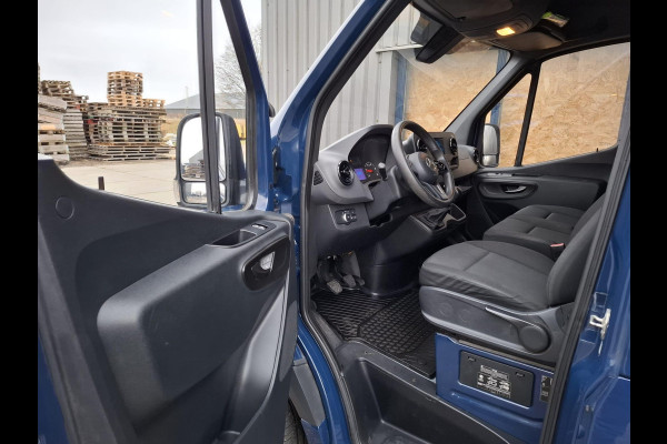 Mercedes-Benz Sprinter 311 2.2 CDI L2H1 / AIRCO / CAMERA / 3 ZITS / DEALER ONDERHOUDEN / NAVI