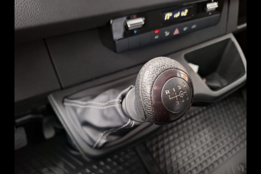 Mercedes-Benz Sprinter 311 2.2 CDI L2H1 / AIRCO / CAMERA / 3 ZITS / DEALER ONDERHOUDEN / NAVI