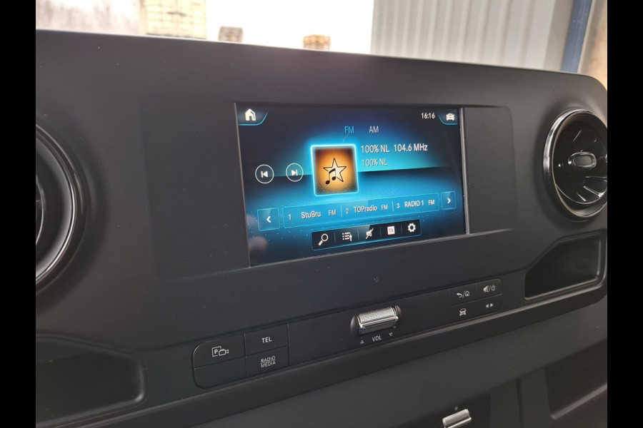 Mercedes-Benz Sprinter 311 2.2 CDI L2H1 / AIRCO / CAMERA / 3 ZITS / DEALER ONDERHOUDEN / NAVI