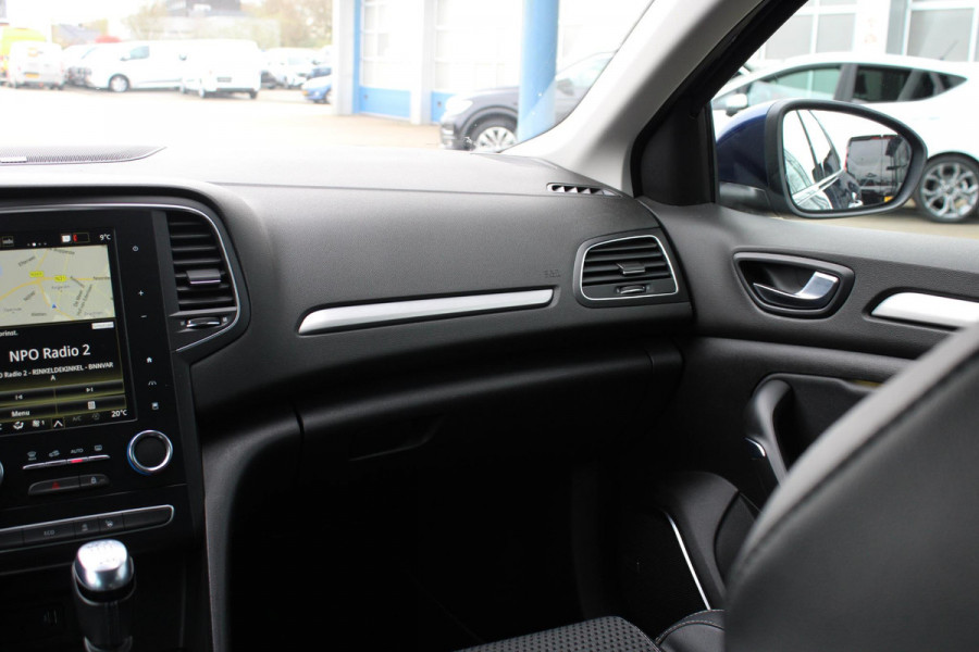 Renault Mégane Estate 1.3 TCe Bose | Trekhaak 1700KG | Cruise Control | BLIS | Navigatie | Camera | Climate Control | Lichtmetalen Velgen |