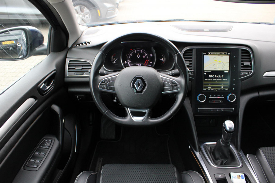 Renault Mégane Estate 1.3 TCe Bose | Trekhaak 1700KG | Cruise Control | BLIS | Navigatie | Camera | Climate Control | Lichtmetalen Velgen |