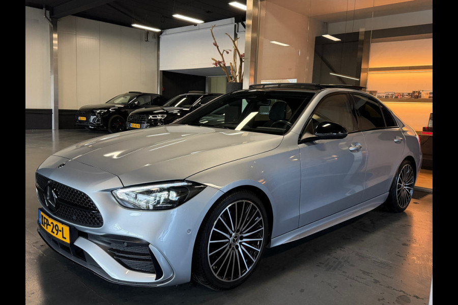 Mercedes-Benz C-Klasse 180 AMG Night pakket Panorama Carbon Sfeerverl.