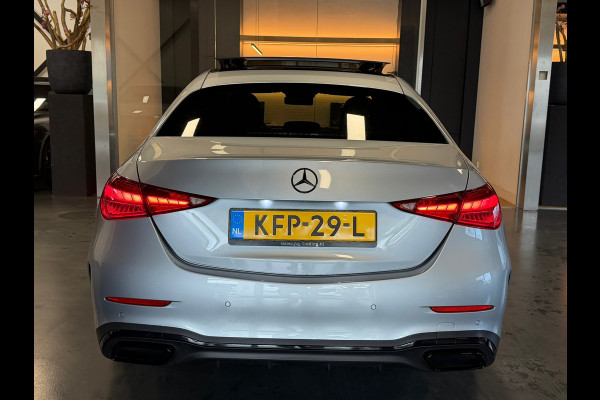 Mercedes-Benz C-Klasse 180 AMG Night pakket Panorama Carbon Sfeerverl.