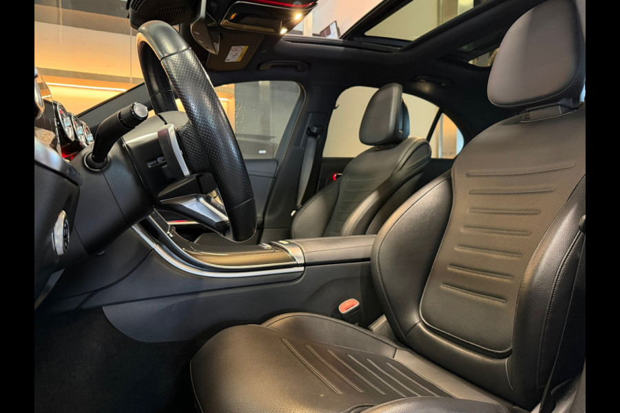 Mercedes-Benz C-Klasse 180 AMG Night pakket Panorama Carbon Sfeerverl.