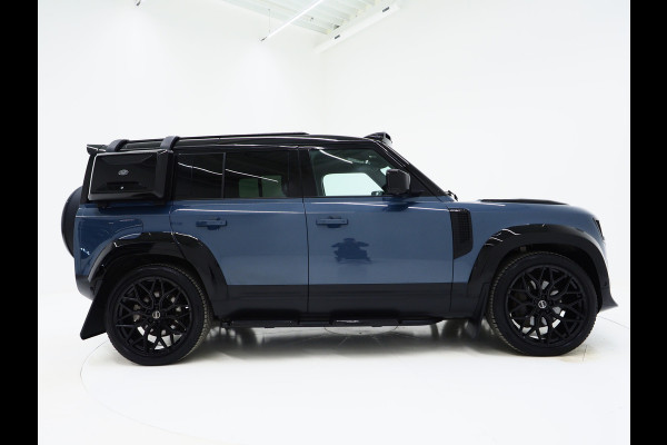 Land Rover Defender 110 2.0 P400e 110 Urban WideTrack Look | Panoramadak | Explorer Pack | Sidesteps | Lightbar | Trekhaak | Meridian | Carplay