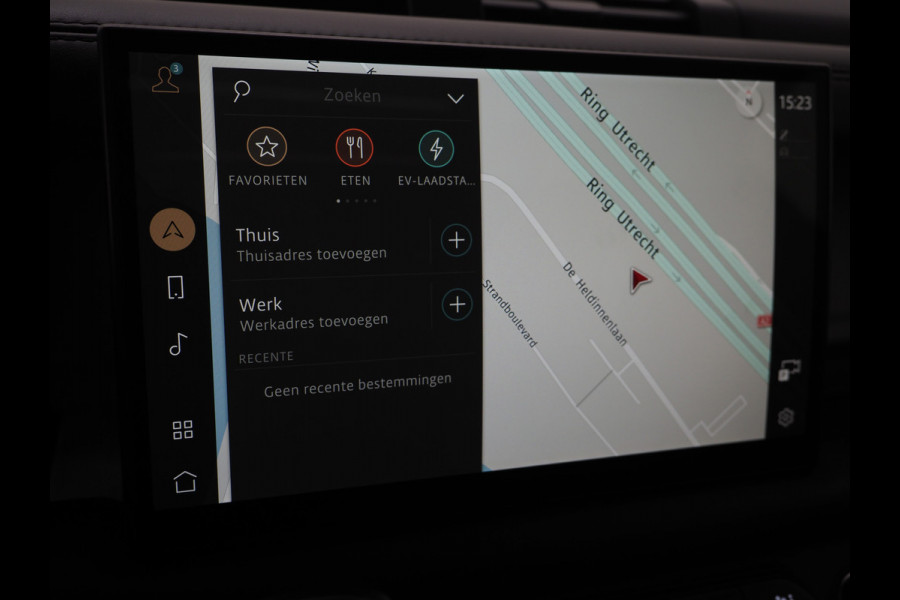 Land Rover Defender 110 2.0 P400e 110 Urban WideTrack Look | Panoramadak | Explorer Pack | Sidesteps | Lightbar | Trekhaak | Meridian | Carplay