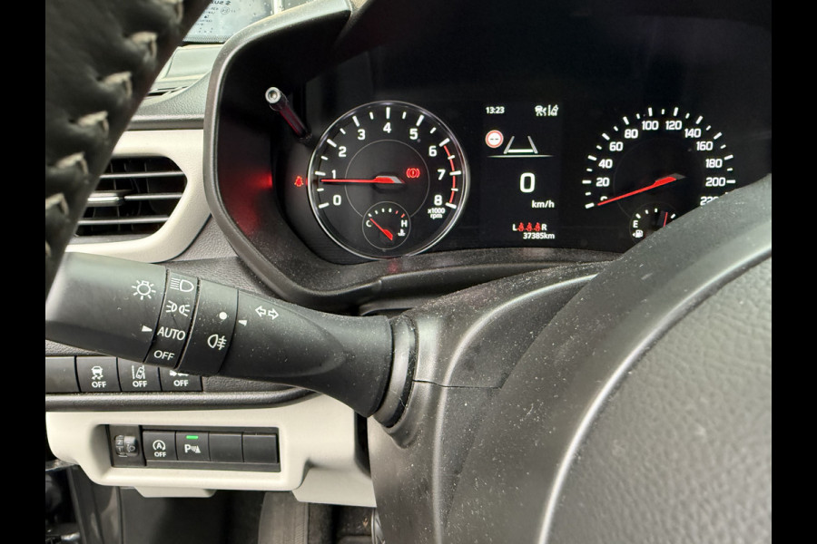 Suzuki Swift 1.2 Style Smart Hybrid