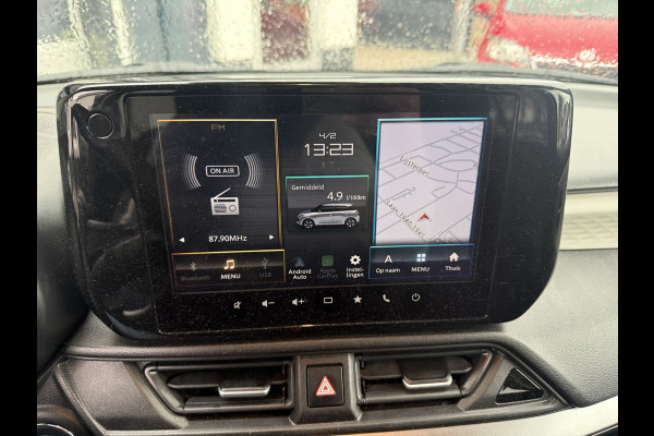 Suzuki Swift 1.2 Style Smart Hybrid