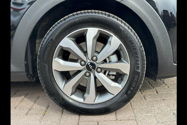 Kia Stonic 1.0 T-GDi MHEV DynamicPlusLine | Stoelverwarming | Stuurverwarming | Clima | Navigatie | LED | 6500 km! | LMV 16 Inch |