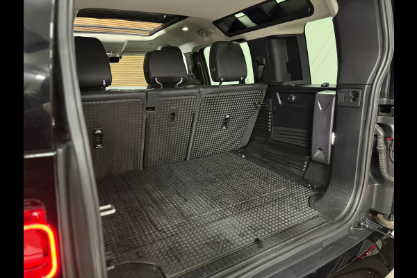 Land Rover Defender 110 2.0 D240 110 SE | Pano | Leer| Memory | Luchtvering | 360° Camera | Meridian | incl btw geel kenteken