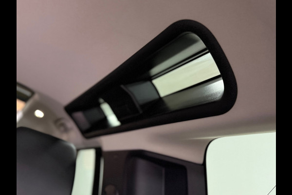 Land Rover Defender 110 2.0 D240 110 SE | Pano | Leer| Memory | Luchtvering | 360° Camera | Meridian | incl btw geel kenteken