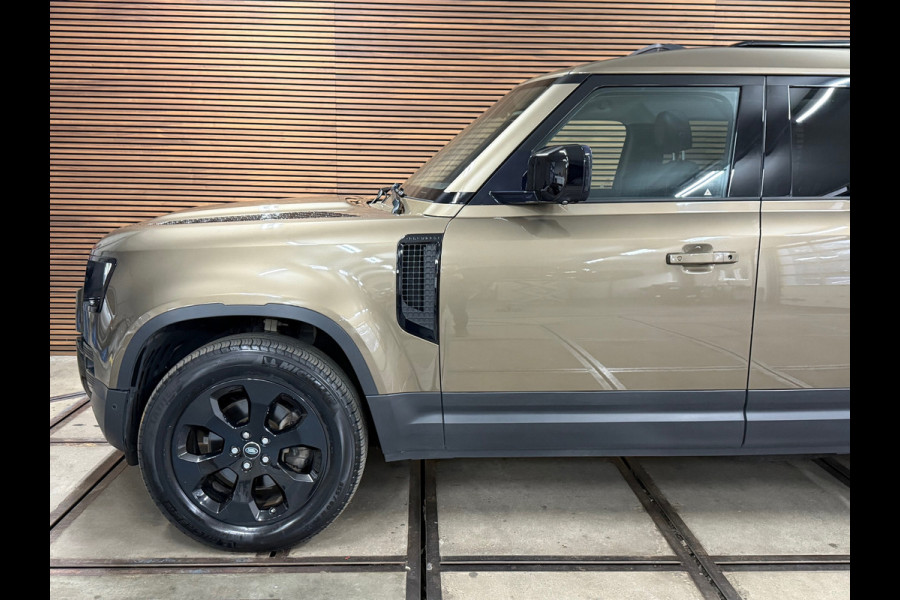 Land Rover Defender 110 2.0 D240 110 SE | Pano | Leer| Memory | Luchtvering | 360° Camera | Meridian | incl btw geel kenteken