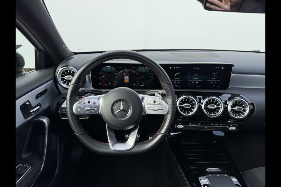 Mercedes-Benz A-Klasse 250 4MATIC Premium Plus | Pano | Memory | Ambient Light | Camera | 19 inch