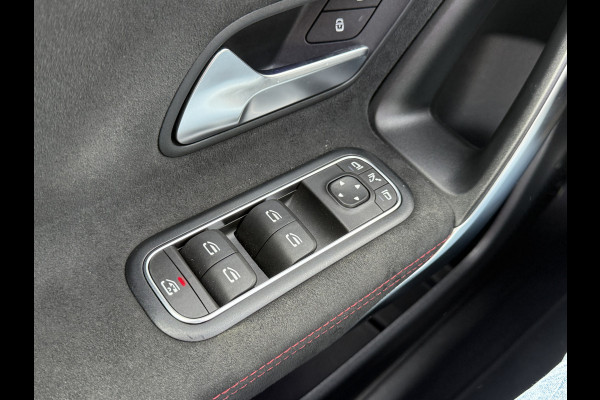 Mercedes-Benz A-Klasse 250 4MATIC Premium Plus | Pano | Memory | Ambient Light | Camera | 19 inch