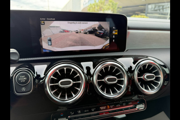 Mercedes-Benz A-Klasse 250 Premium Plus AMG-Pakket l Sfeerverlichting l Widescreen