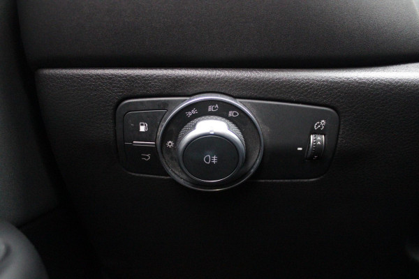 Alfa Romeo Tonale 1.3T PHEV 280PK TRIBUTO ITALIANO | PANORAMISCH SCHUIF / KANTELDAK | ZWART DAK | ZWART LEDEREN BEKLEDING MET RODE ACCENTEN/ GEBORDUURD "TRIBUTO ITALIANO" LOGO OP HOOFD STEUNEN | VOORSTOELEN / STUUR VERWARMD | VOORSTOELEN ELEKTRISCH VERSTELBAAR | HARMAN KARDON | DRAADLOOS APPLE CARPLAY / ANDROID AUTO | 360° CAMERA | AUTOMATISCH DIMMENDE BUITENSPIEGELS | 20"INCH LICHTMETALEN VELGEN | ADAPTIVE CRUISE CONTROL | KEYLESS ENTRY / START | ELEKTRISCH BEDIENBARE ACHTERKLEP | DRAADLOZE TELEFOONLADER | AMBIENT LIGHTING | DONKERE HEMELBEKLEDING | SCHAKELFLIPPERS AAN HET STUUR | VERW