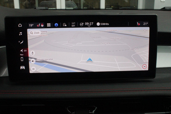 Alfa Romeo Tonale 1.3T PHEV 280PK TRIBUTO ITALIANO | PANORAMISCH SCHUIF / KANTELDAK | ZWART DAK | ZWART LEDEREN BEKLEDING MET RODE ACCENTEN/ GEBORDUURD "TRIBUTO ITALIANO" LOGO OP HOOFD STEUNEN | VOORSTOELEN / STUUR VERWARMD | VOORSTOELEN ELEKTRISCH VERSTELBAAR | HARMAN KARDON | DRAADLOOS APPLE CARPLAY / ANDROID AUTO | 360° CAMERA | AUTOMATISCH DIMMENDE BUITENSPIEGELS | 20"INCH LICHTMETALEN VELGEN | ADAPTIVE CRUISE CONTROL | KEYLESS ENTRY / START | ELEKTRISCH BEDIENBARE ACHTERKLEP | DRAADLOZE TELEFOONLADER | AMBIENT LIGHTING | DONKERE HEMELBEKLEDING | SCHAKELFLIPPERS AAN HET STUUR | VERW