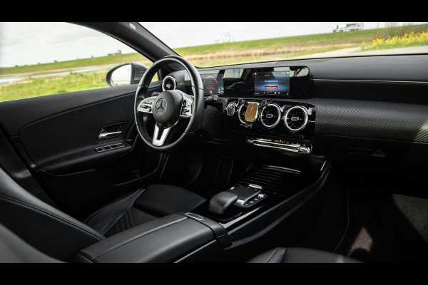Mercedes-Benz A-Klasse 250 e Business Line CARPLAY / LEER / CAMERA / CRUISE CONTROLE / DEALER ONDERHOUDEN