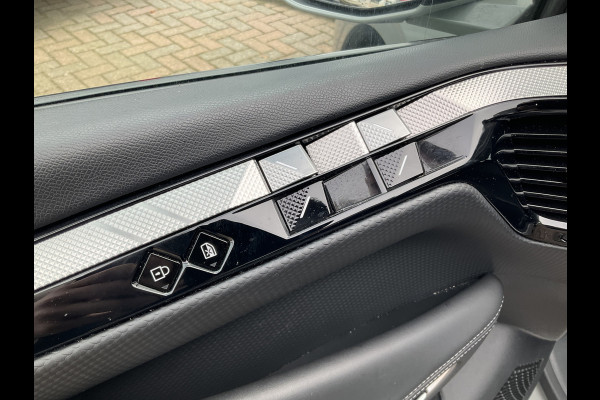DS DS 4 1.6 HYbrid 225 Plug-in E-Tense Trocadero Stoel/Stuurverw. Leder Carplay Nieuwstaat
