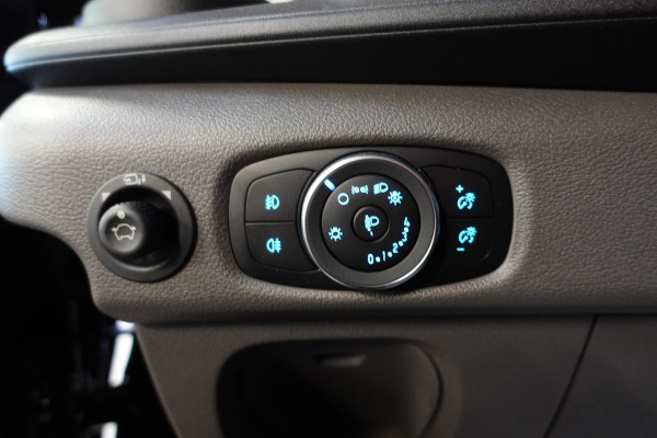 Ford Transit 310 2.0 TDCI L2H2 Trend Automaat Navigatie Trekhaak 360° Camera Airco Cruise DAB+