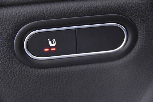 Mercedes-Benz A-Klasse 180 *1ste Eigenaar*Widescreen*Stoelverwarming*Navigatie*