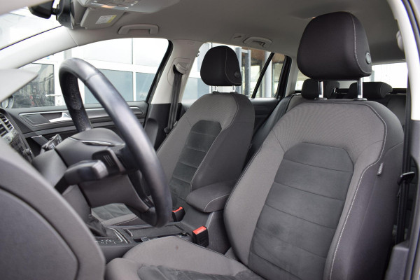 Volkswagen Golf Variant 1.4 TSI Highline Business | 125 PK | Trekhaak | DSG | CarPlay | Stoelverwarming