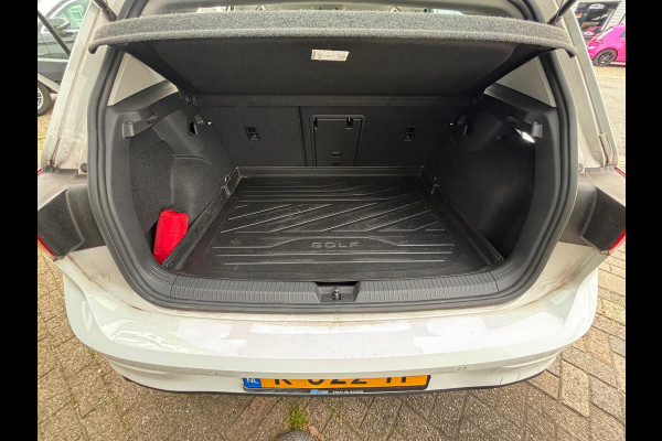 Volkswagen Golf 1.0 TSI Life Business MEMORY |VIRTUAL | ACC