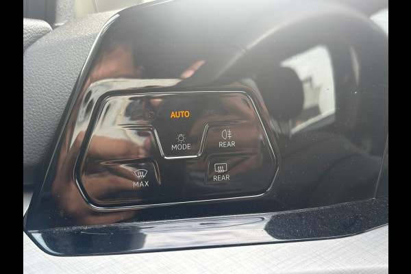 Volkswagen Golf 1.0 TSI Life Business MEMORY |VIRTUAL | ACC