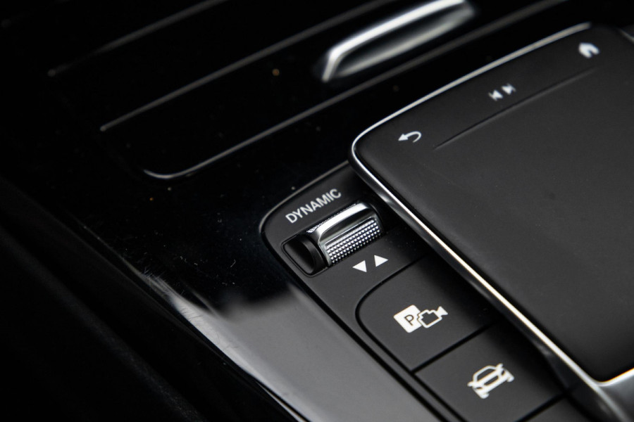 Mercedes-Benz A-Klasse 250 e Business Line AUTOMAAT / LEDER / CRUISE CONTROLE / CAMERA / CARPLAY