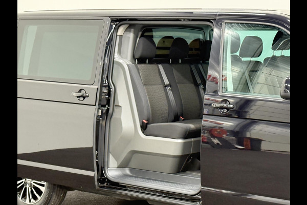 Volkswagen Transporter 2.0 TDI L2H1 28 Dubbele Cabine Highline Airco Cruise Control adaptief Parkeersensoren voor en achter 17" Lichtmetalen velgen