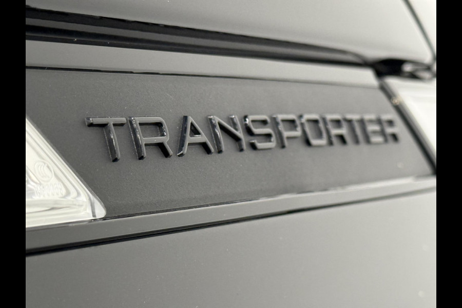 Volkswagen Transporter 2.0 TDI L2H1 28 Dubbele Cabine Highline Airco Cruise Control adaptief Parkeersensoren voor en achter 17" Lichtmetalen velgen