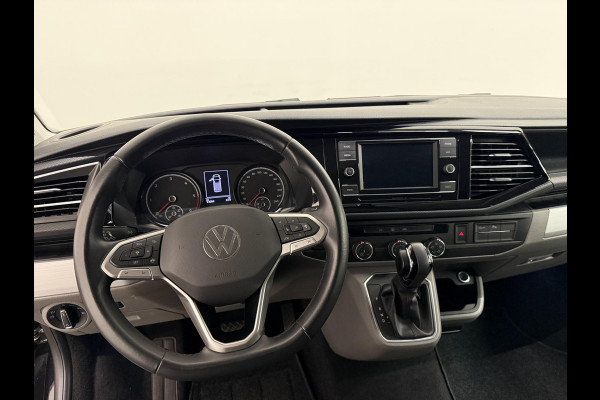 Volkswagen Transporter 2.0 TDI L2H1 28 Dubbele Cabine Highline Airco Cruise Control adaptief Parkeersensoren voor en achter 17" Lichtmetalen velgen