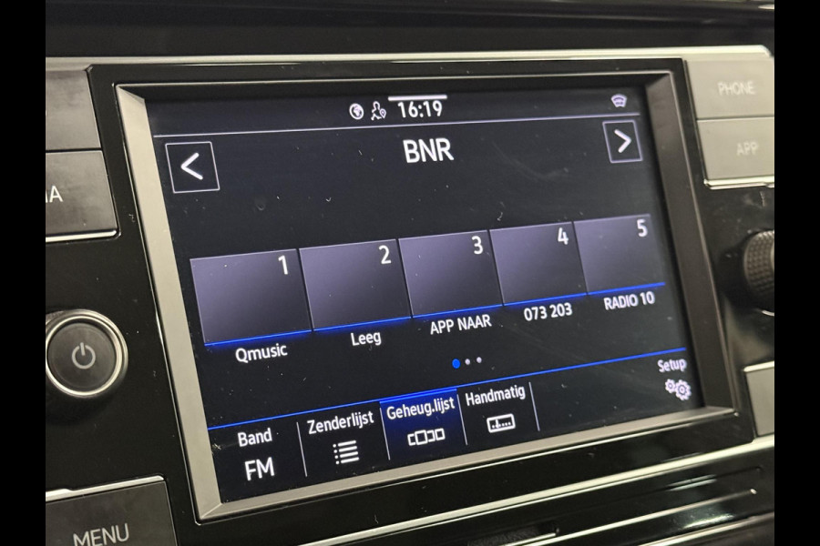 Volkswagen Transporter 2.0 TDI L2H1 28 Dubbele Cabine Highline Airco Cruise Control adaptief Parkeersensoren voor en achter 17" Lichtmetalen velgen