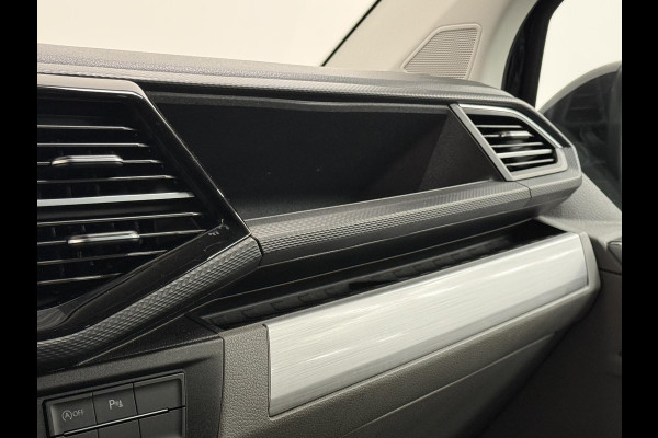 Volkswagen Transporter 2.0 TDI L2H1 28 Dubbele Cabine Highline Airco Cruise Control adaptief Parkeersensoren voor en achter 17" Lichtmetalen velgen