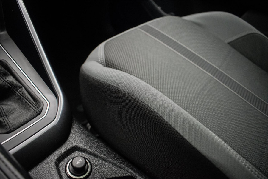 Volkswagen Polo 1.0 TSI 116PK R LINE AUT ORG NL [ Panoramadak Virtual Cockpit Beats Audio Full LED Camera Stoelverwarming ]