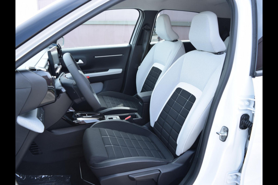 Citroën C3 1.2 Hybrid 110pk Max NAVIGATIE & CARPLAY | CAMERA MET SENSOREN | E.C.C. |