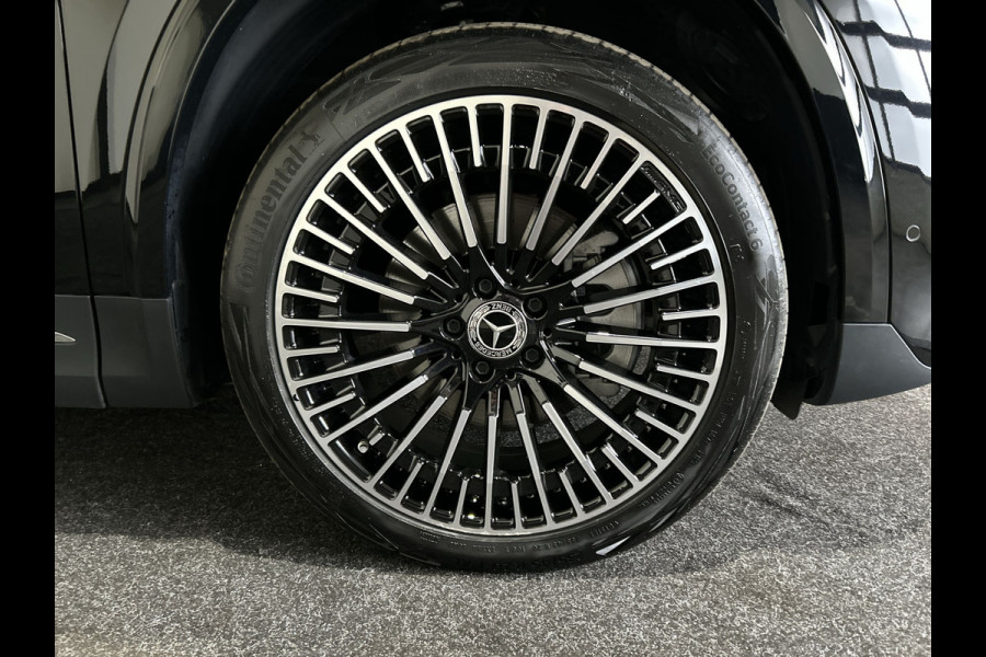 Mercedes-Benz EQA 350 4MATIC AMG Line 67 kWh Facelift Advanced, Distronic, LMV 20'' Soh (batterijcheck) Waarde 98,1 %