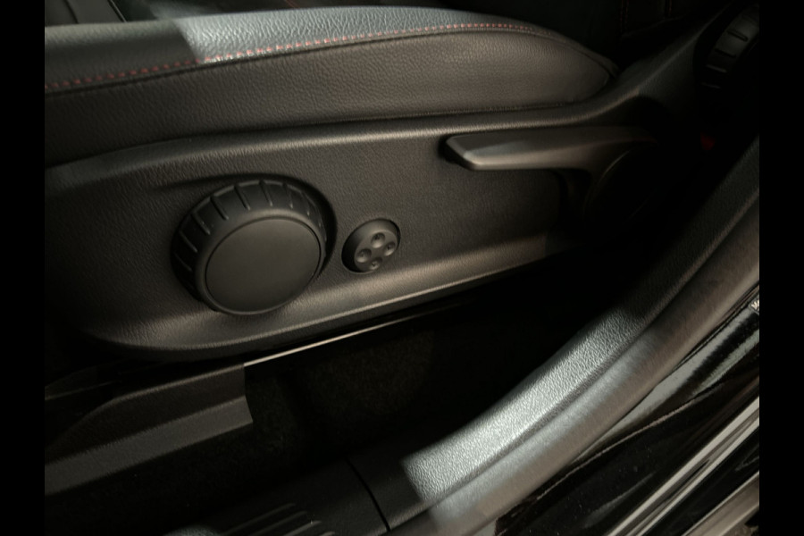 Mercedes-Benz EQA 350 4MATIC AMG Line 67 kWh Facelift Advanced, Distronic, LMV 20'' Soh (batterijcheck) Waarde 98,1 %