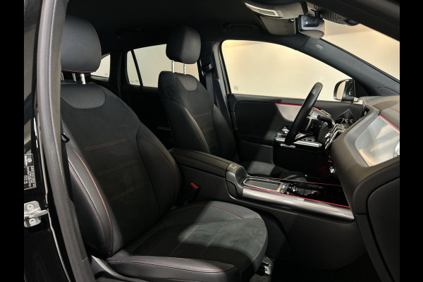 Mercedes-Benz EQA 350 4MATIC AMG Line 67 kWh Facelift Advanced, Distronic, LMV 20'' Soh (batterijcheck) Waarde 98,1 %