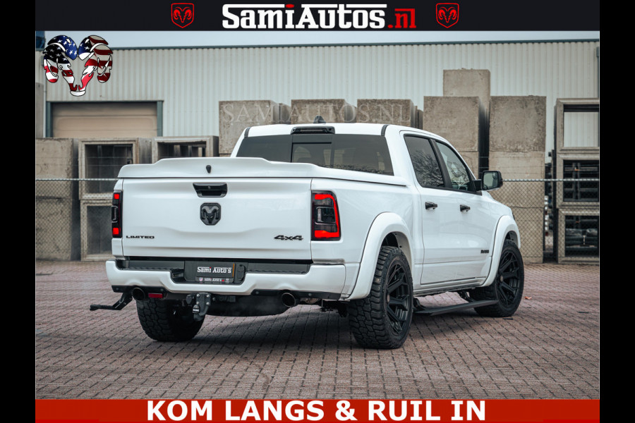 Dodge Ram 1500 Limited Night | 5.7 V8 Hemi Full Option | LPG | Comfortabele Dubbele Cabine met Royale 5 Zitplaatsen | De Meest Luxe en Volle Pick-Up in zijn Klasse | BPM vrij | Nu Leverbaar uit Voorraad | Voorraad Nr v45lp