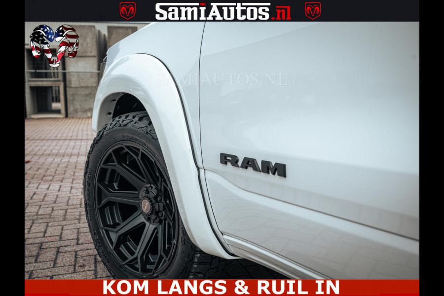 Dodge Ram 1500 Limited Night | 5.7 V8 Hemi Full Option | LPG | Comfortabele Dubbele Cabine met Royale 5 Zitplaatsen | De Meest Luxe en Volle Pick-Up in zijn Klasse | BPM vrij | Nu Leverbaar uit Voorraad | Voorraad Nr v45lp