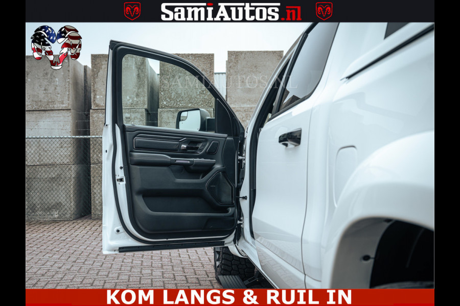 Dodge Ram 1500 Limited Night | 5.7 V8 Hemi Full Option | LPG | Comfortabele Dubbele Cabine met Royale 5 Zitplaatsen | De Meest Luxe en Volle Pick-Up in zijn Klasse | BPM vrij | Nu Leverbaar uit Voorraad | Voorraad Nr v45lp