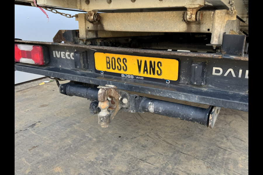 Iveco Daily 35C14 2.3 Kipper Dubbele Cabine Dubbellucht 3,5t Trekhaak 6 Stoelen Airco Cruise Control Benne Tipper